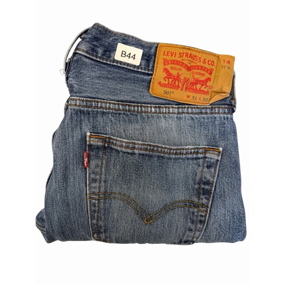 Levi's 501 Original Fit Jeans VTG Mens 32x32 Button Fly Blue Denim